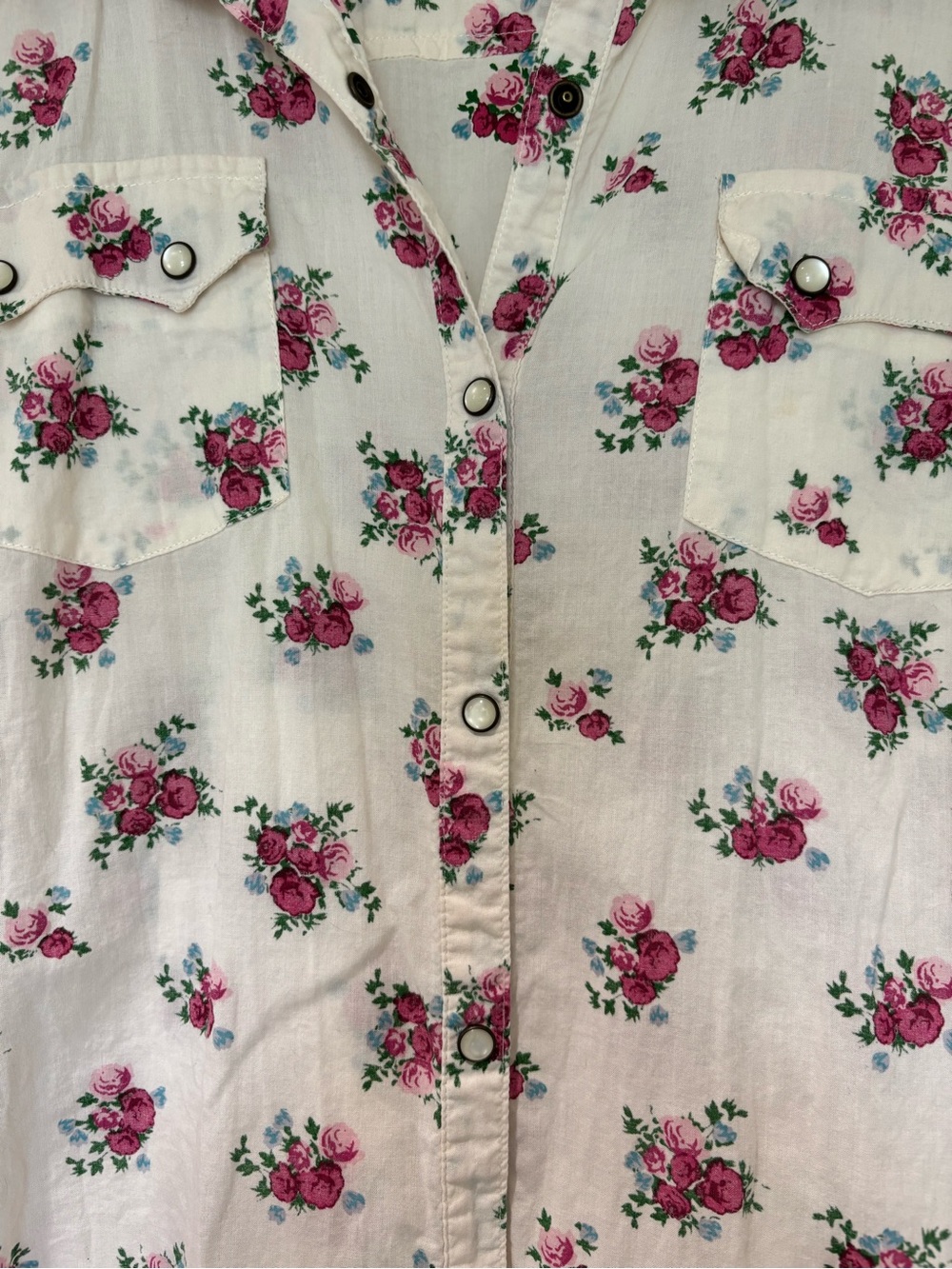 100% Cotton Romantic Western Cowgirl Shirt Roses Pearl Snap Pockets XL Mossimo - Picture 4 of 10